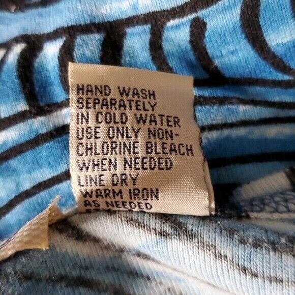 LIFE Style Blue Pullover Crew Neck Short Sleeve Wearable Art T-Shirt Size Small - Picture 10 of 10